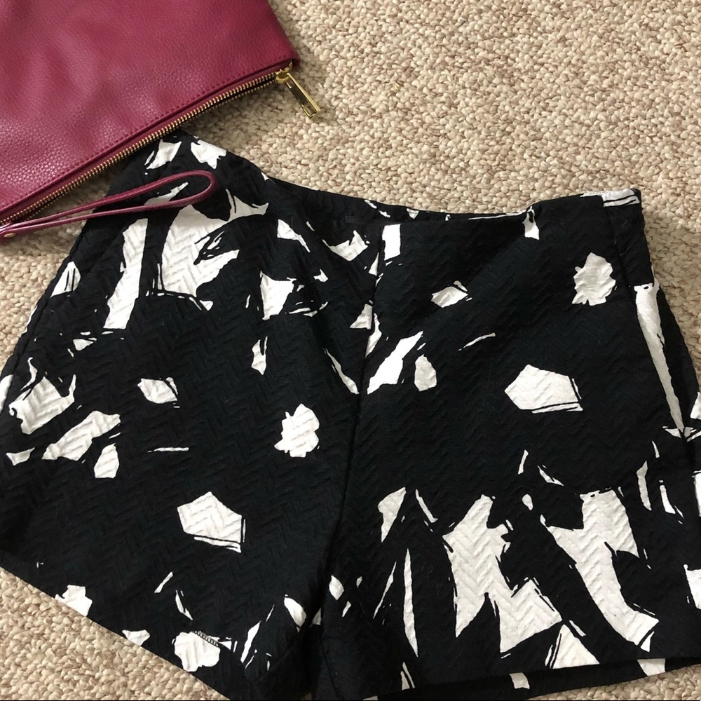 Banana Republic shorts - Picture 1 of 8